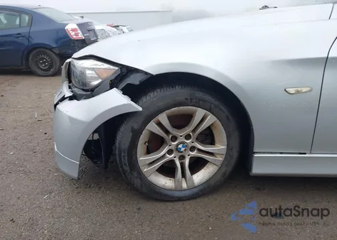 2008 BMW 328Xi из США, поврежденный, VIN WBAVC73538KX90341